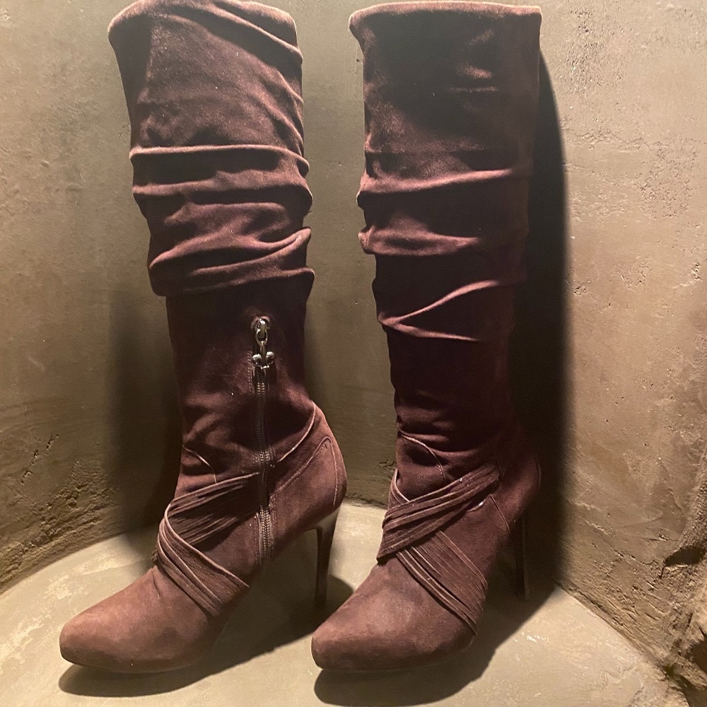 Donald  J. Pliner Heeled Brown Suede Scrunch Boot